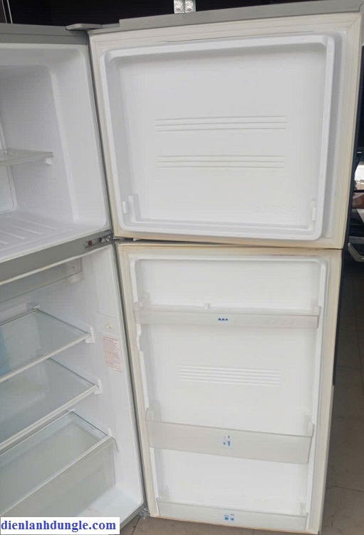 TỦ LẠNH CŨ AQUA 267L - INVERTER