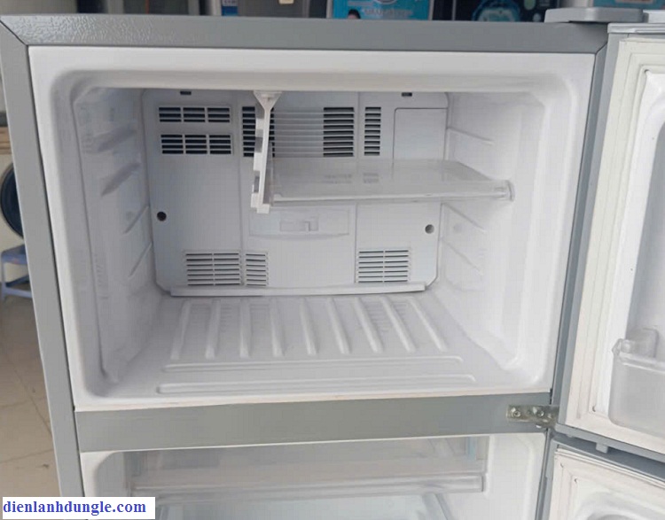 TỦ LẠNH CŨ SHARP 180L